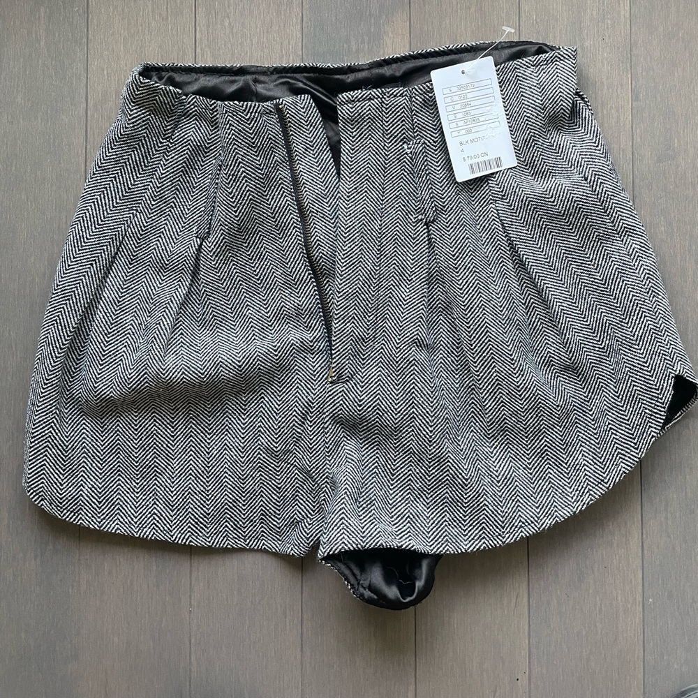 Short urban outfitters